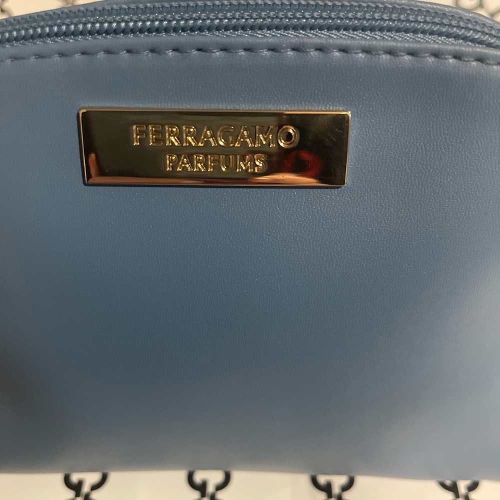 Ferragamo BLUE LEATHER MAKEUP TRAVEL BAG Turkish Airlines InterParfums Italy - Picture 5 of 13